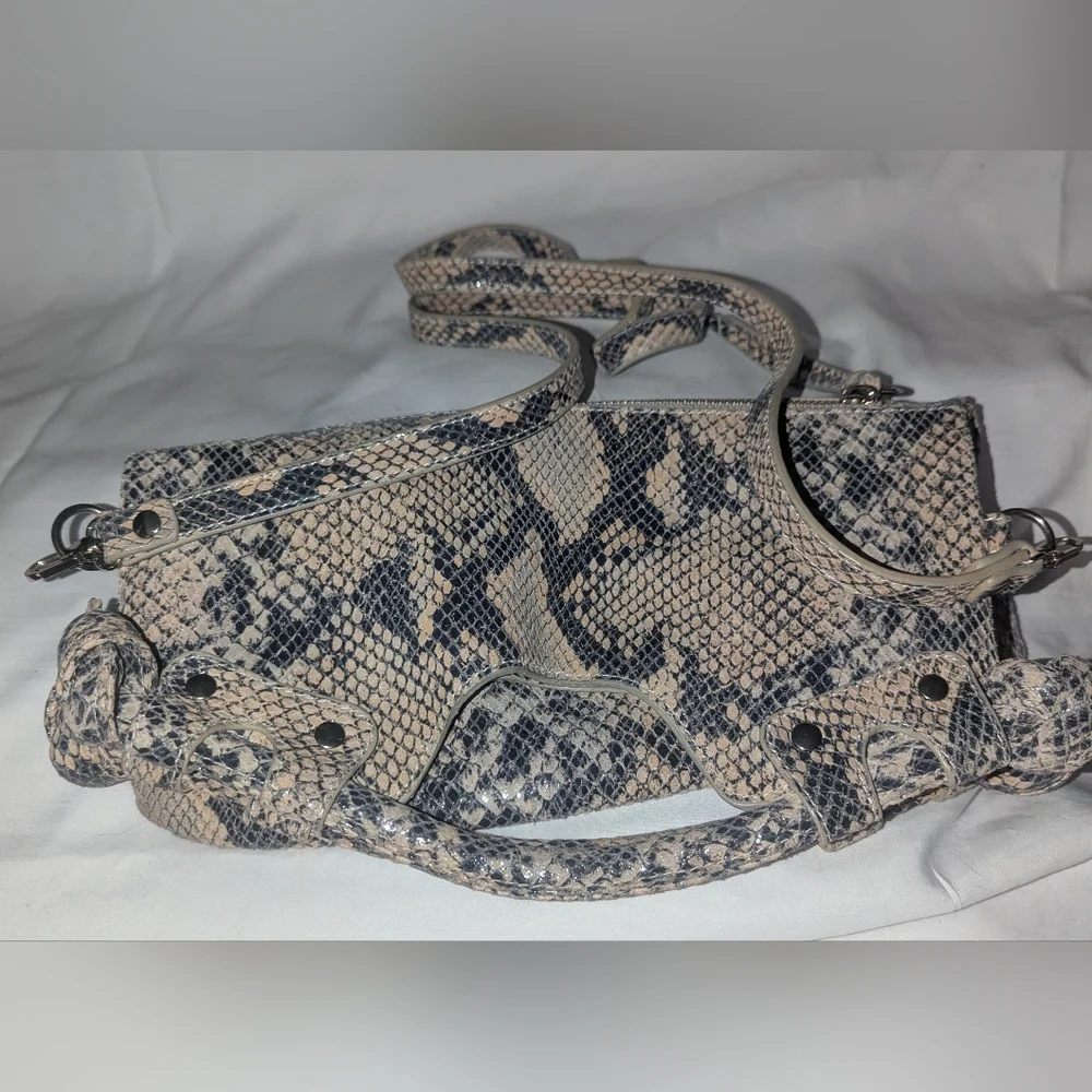 Pietro Alessandro Beige and Black Snakeskin Crossbody Bag